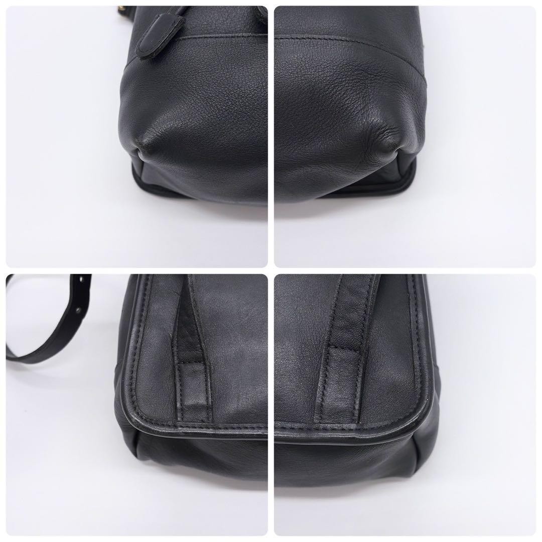 Coach Vintage Turn Lock Backpack Black 24cm x 22cm x 4in Used
