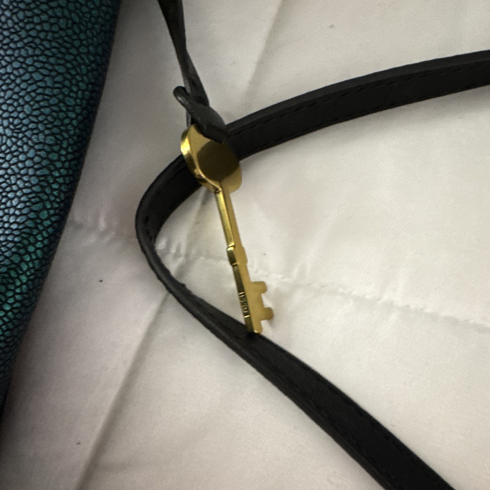 Fossil Pebbled Green Crossbody Bag, Gold Tone Hardware, Key Accent