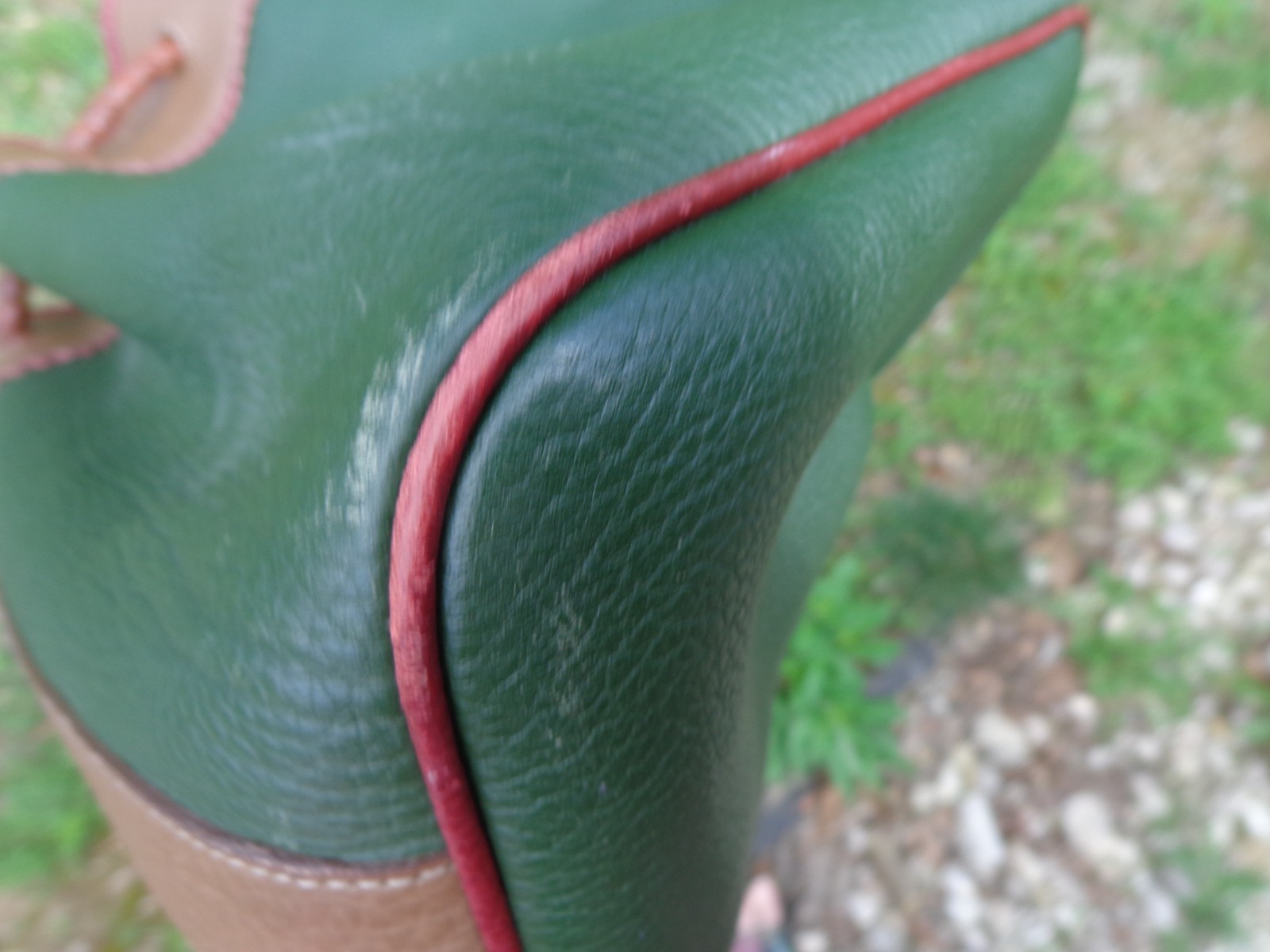 Vintage Dooney And Bourke Teton Bucket Bag Hunter Green Camel Trim Leather USA