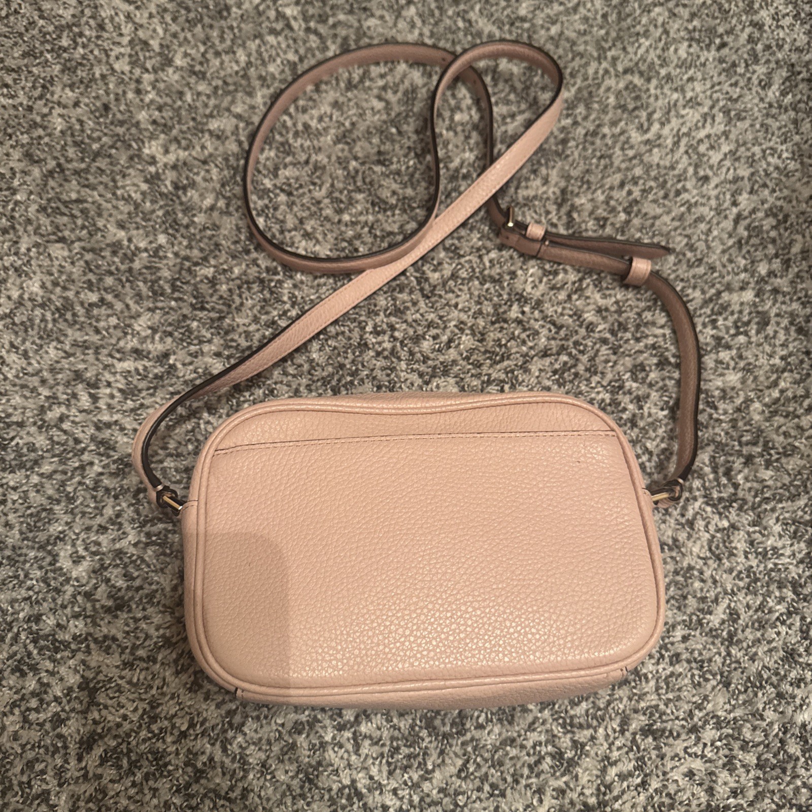 KATE SPADE MINI CAMERA BAG ROSE SMOKE EMBOSSED LEATHER W GLITTER LOGO