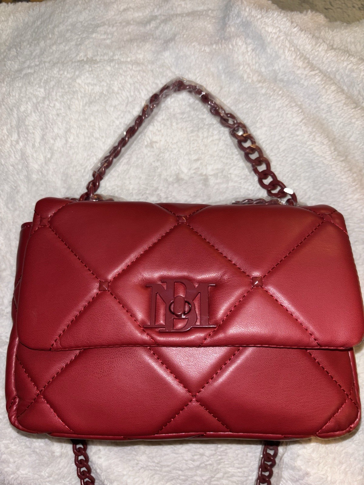 Red Quilted Small Rectangle Shoulder Bag Snap Flap Chain Strap Red Hardware