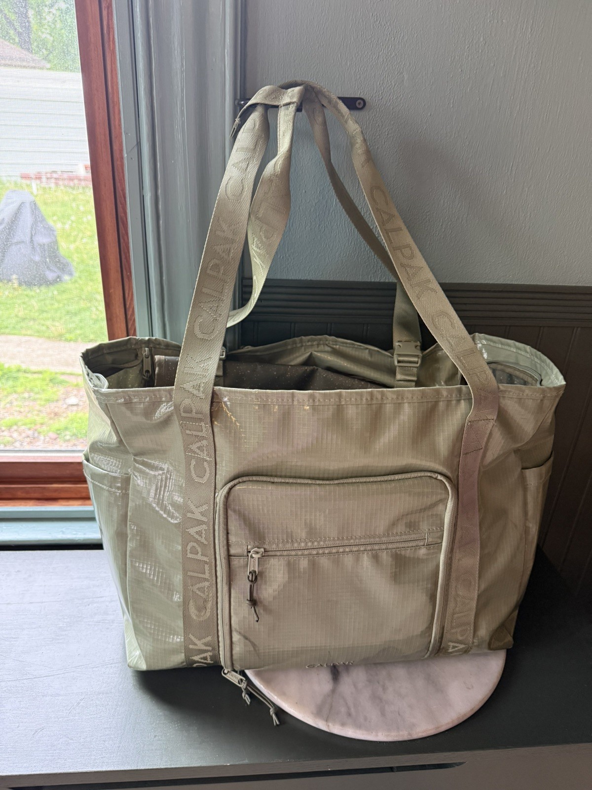 CALPAK TERRA 35L WATER RESISTANT ZIPPERED TOTE BAG JUNIPER GREEN LIGHTLY USED