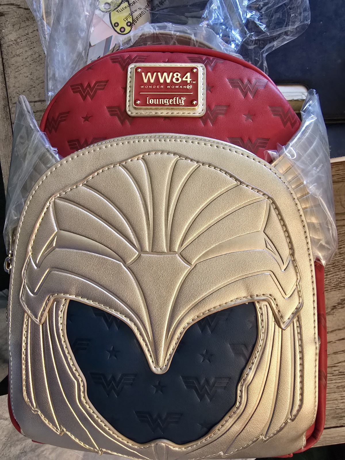 Loungefly Wonder Woman WW84 Limited Edition Mini Backpack New With Tags