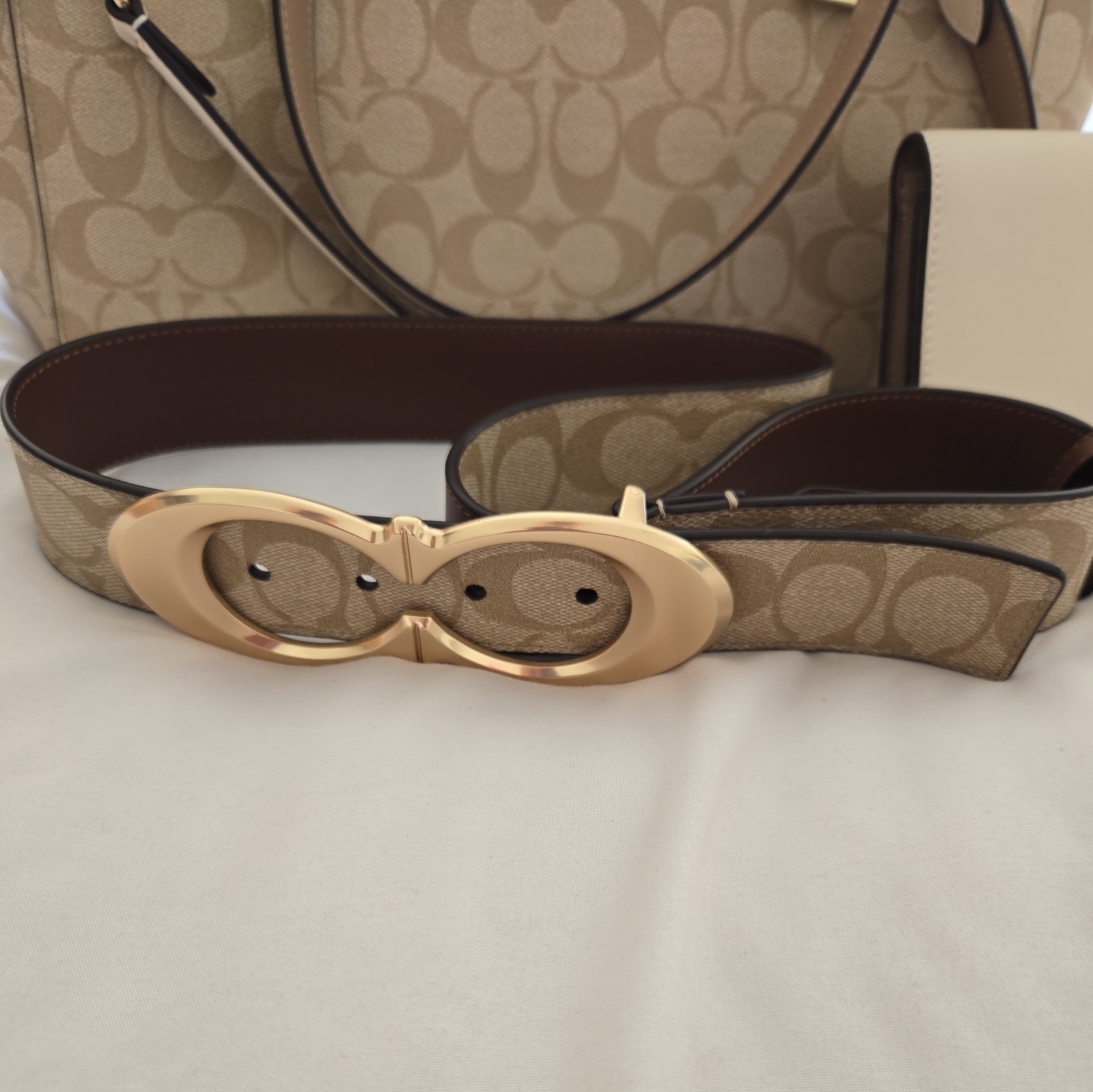 Coach Cammie Chain Tote, Wallett, Belt Light Khaki Chalk Gold 3 pcs