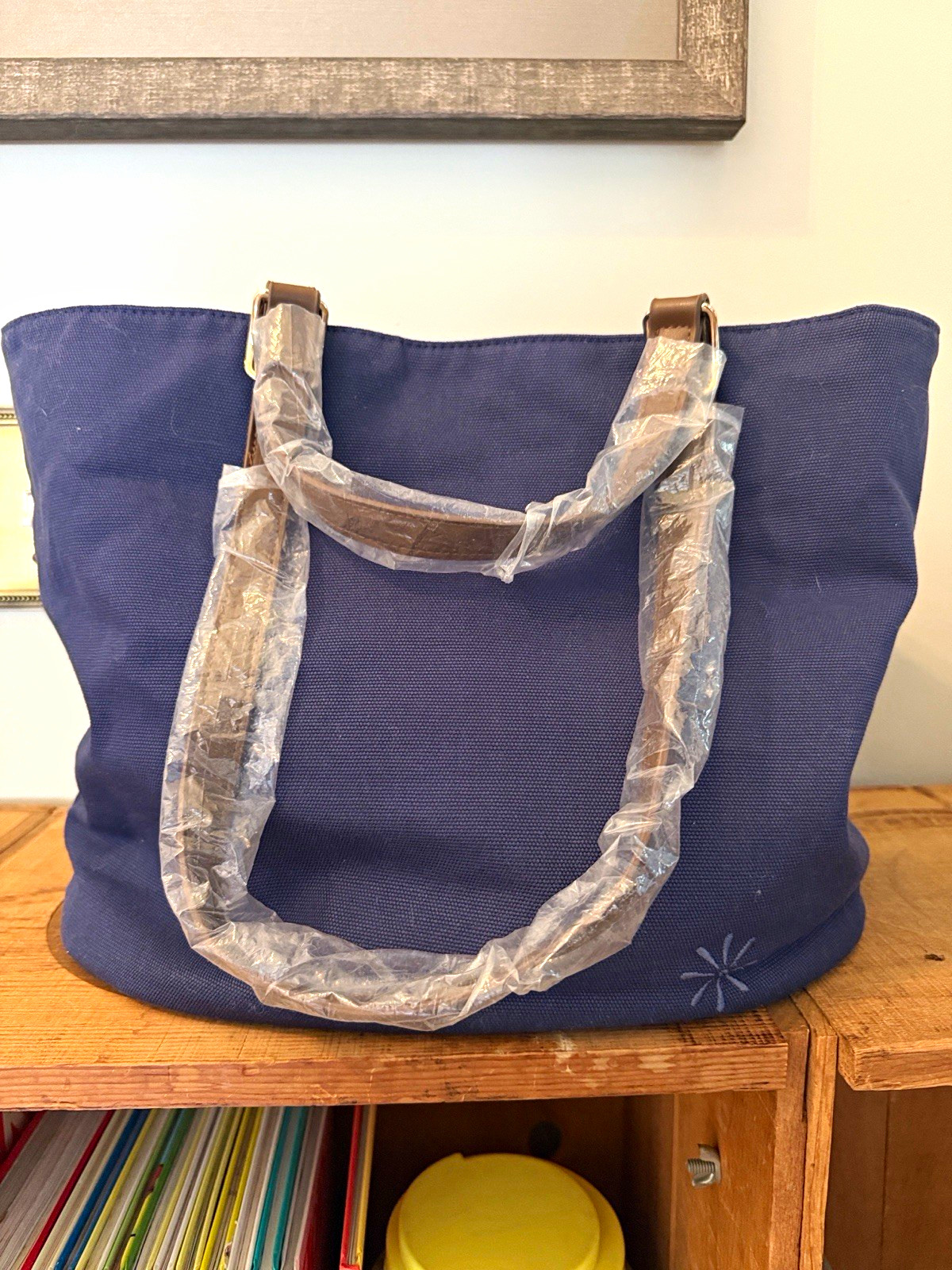 Isaac Mizrahi Live! Blue Tote, Snap Closure, Striped Lining, Pockets