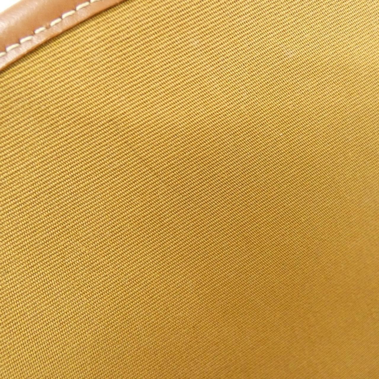 Authentic Celine Falco Medium Shoulder Bag 191502BZJ #230-000-419-5251