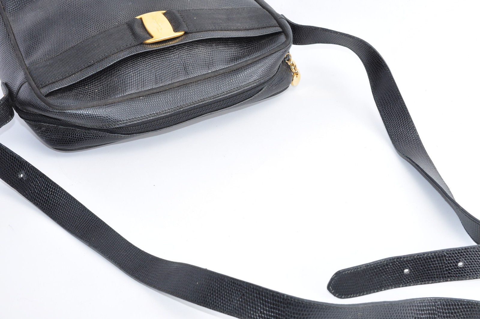 Salvatore Ferragamo Vara Bow Shoulder Bag Black Leather Gold Used Auth 13422