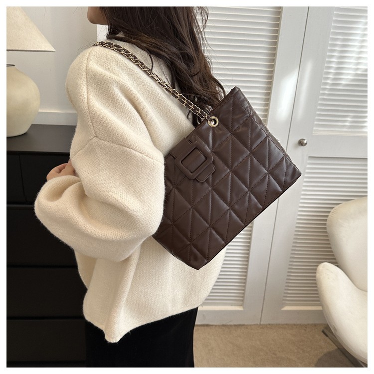 Women’s Trendy Chic Rhombus Chain Shoulder Bag Quilted Evening Handbag