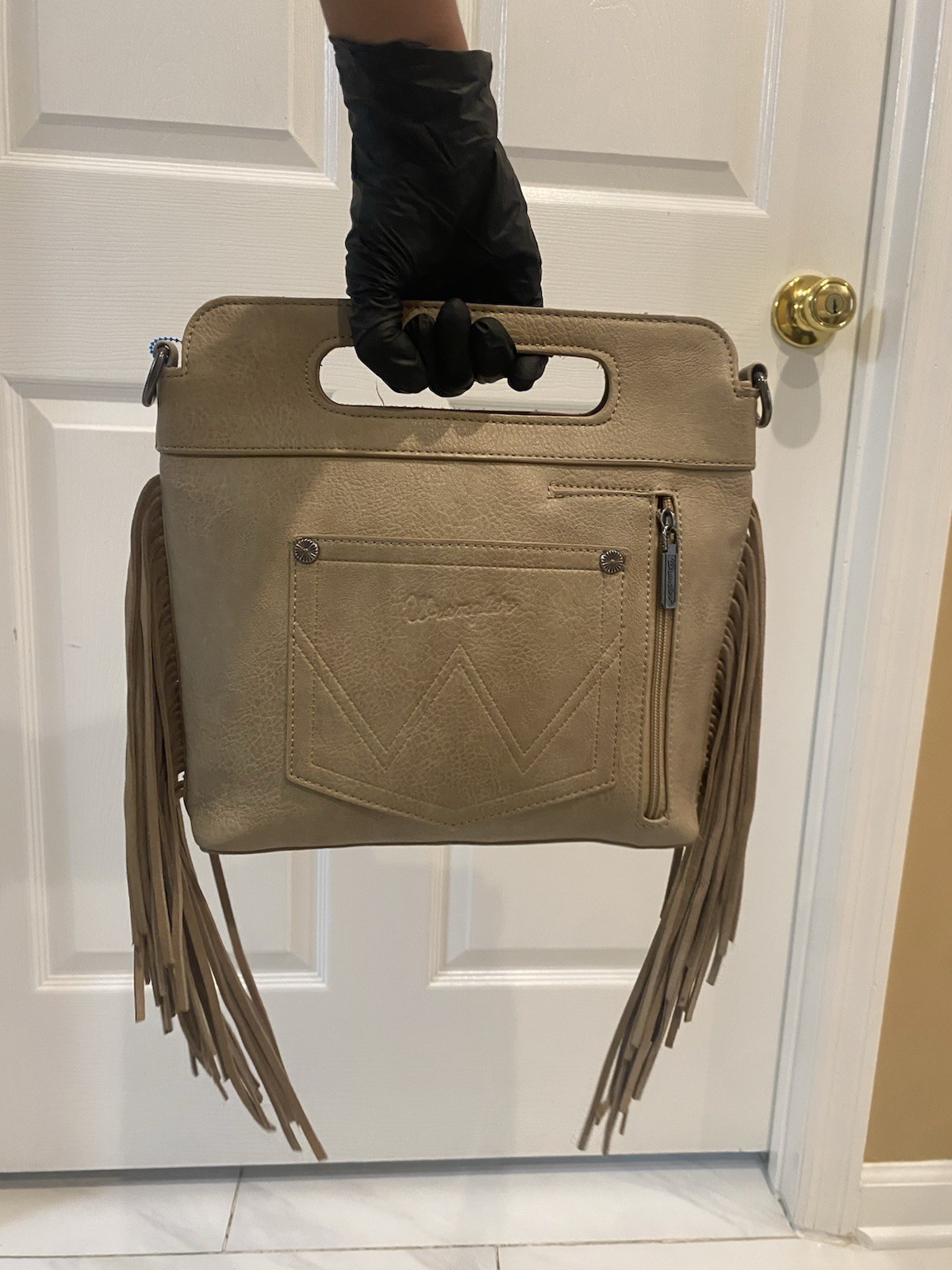 Wrangler Women’s Beige/Brown Fringe Embroidered Western Floral Crossbody Bag