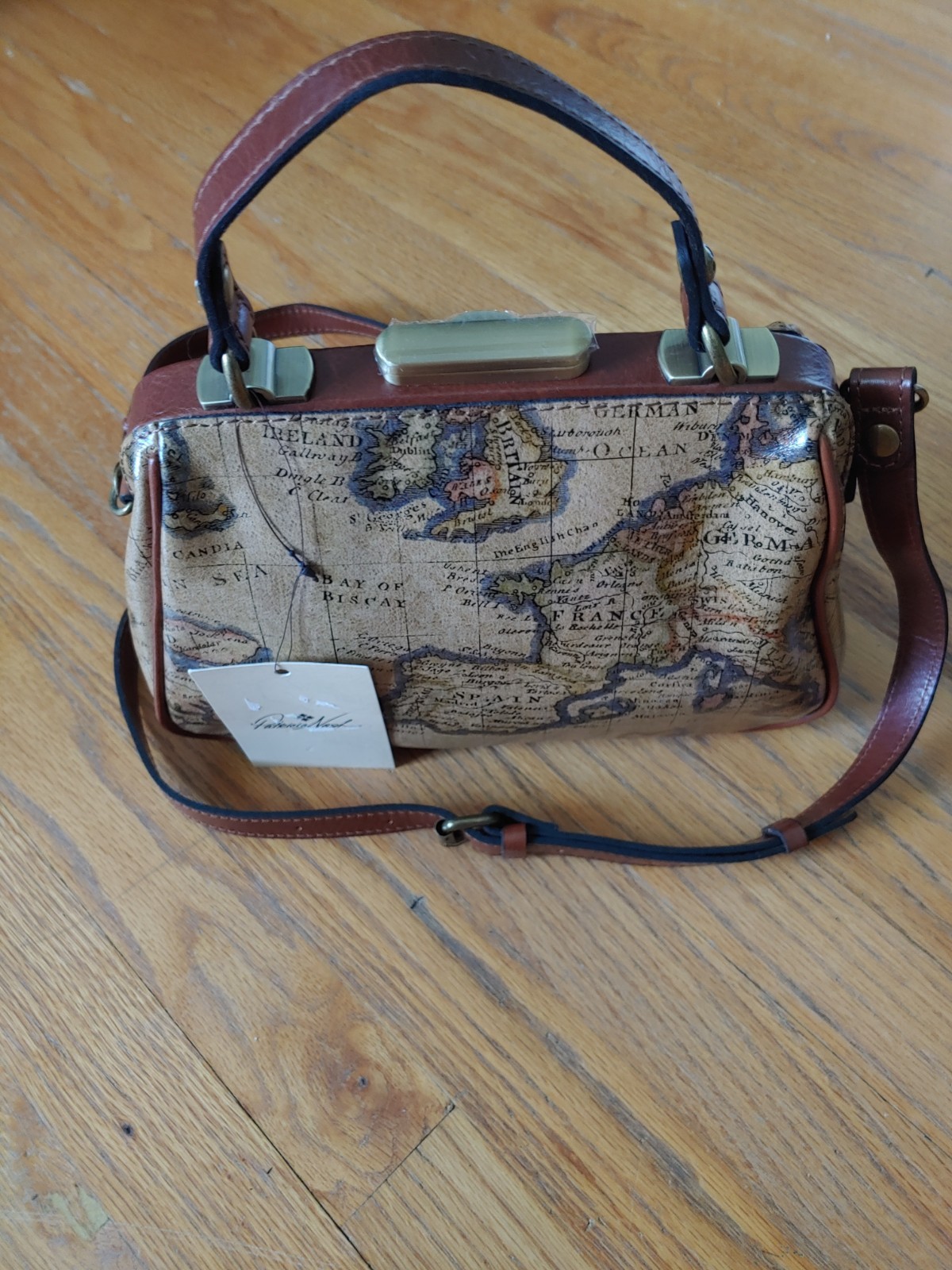 Patricia Nash Gracchi Frame European Map Satchel Crossbody Bag Strap Lock NWT