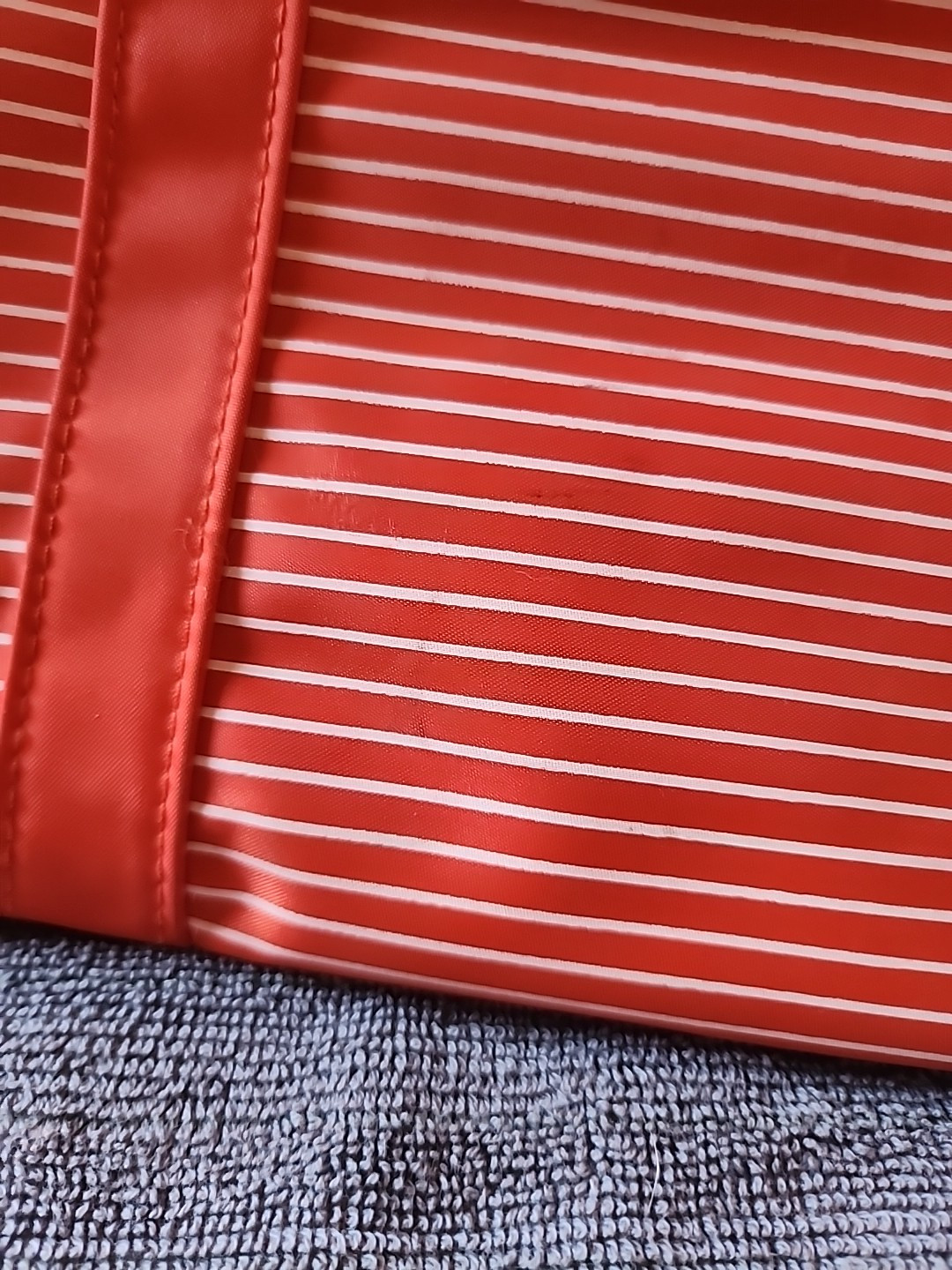 Vintage 1980s Retro Jordache Vinyl Tote Bag in Orange And White