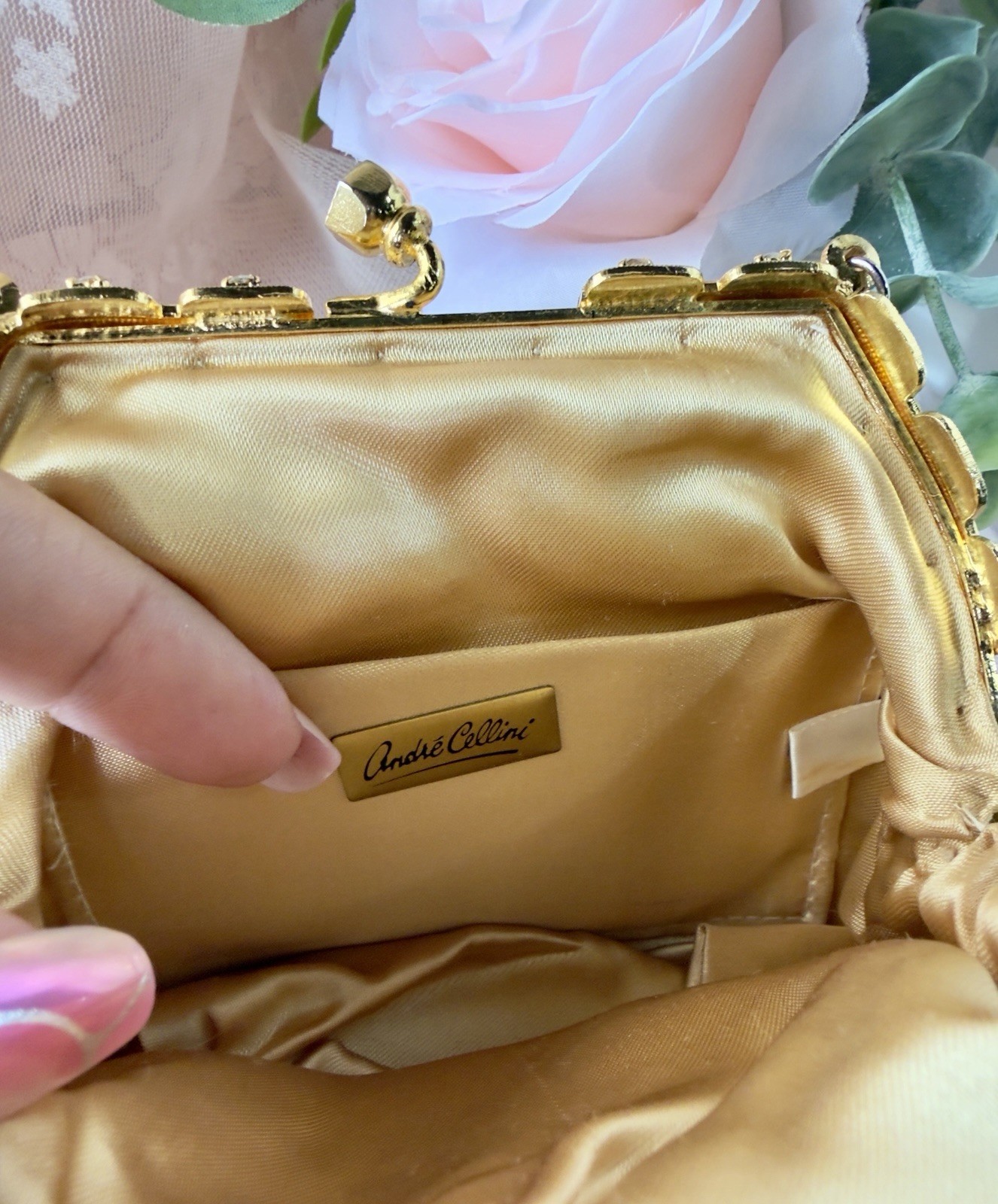 André Cellini Metallic Gold Pleated Rhinestone Kiss Lock Clutch Chain Strap
