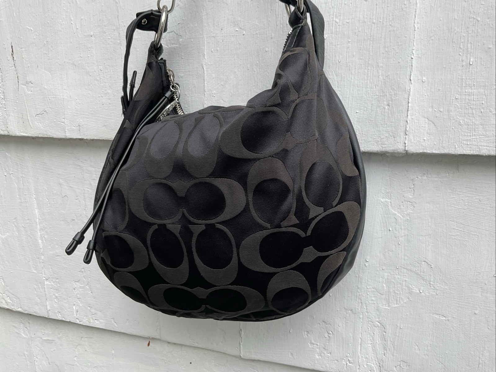 VINTAGE Coach Black & Dark Gray Jacquard Hobo Convertible Bag