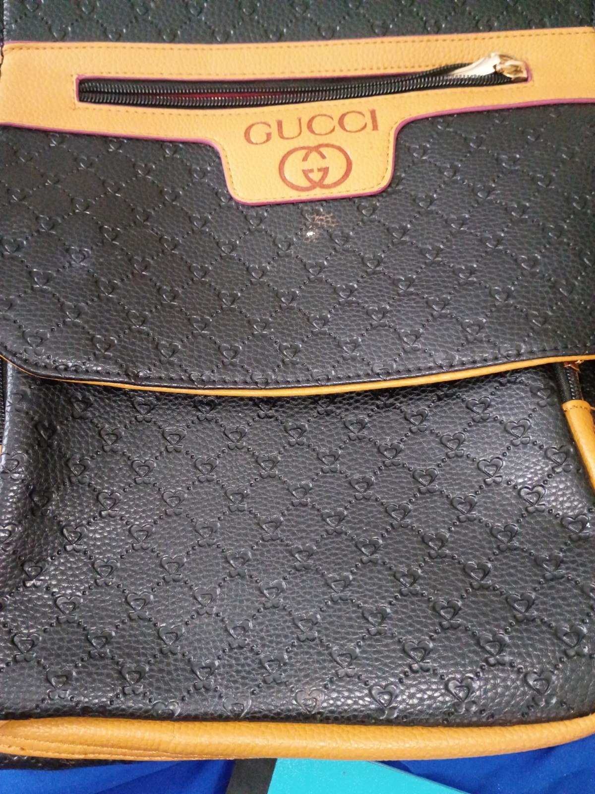 Gucci GG Monogram Shoulder Bag Black Beige White Zip Logo, Detachable Strap
