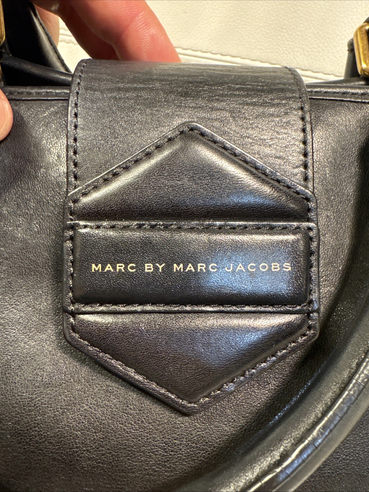 Marc By Marc Jacobs Flipping Out Large Leather Tote Black/Brass/Strap 🔥