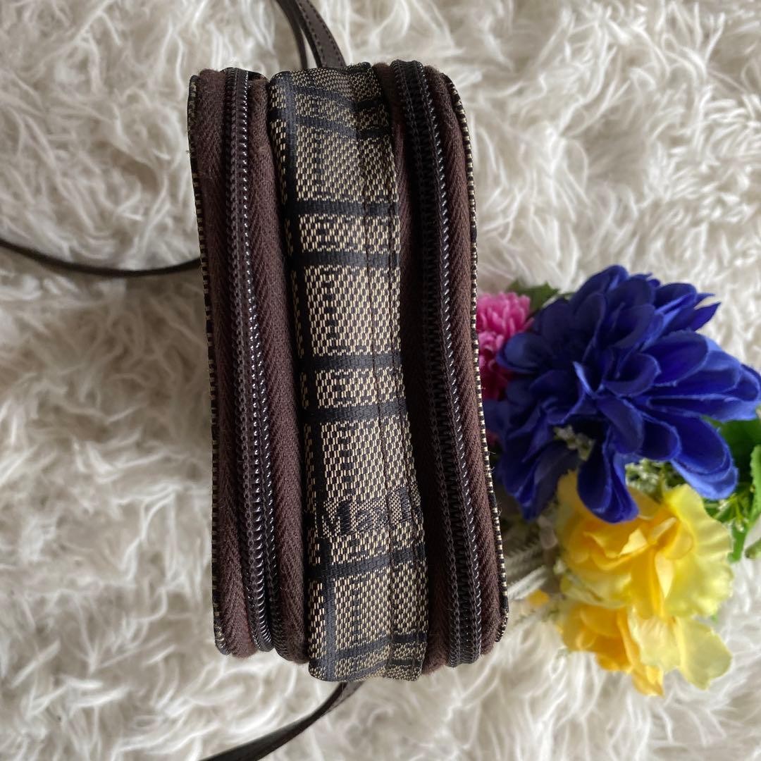 Max Mara Logo Shoulder Bag Authentic about 6.69 x 4.72 x 2.36inch