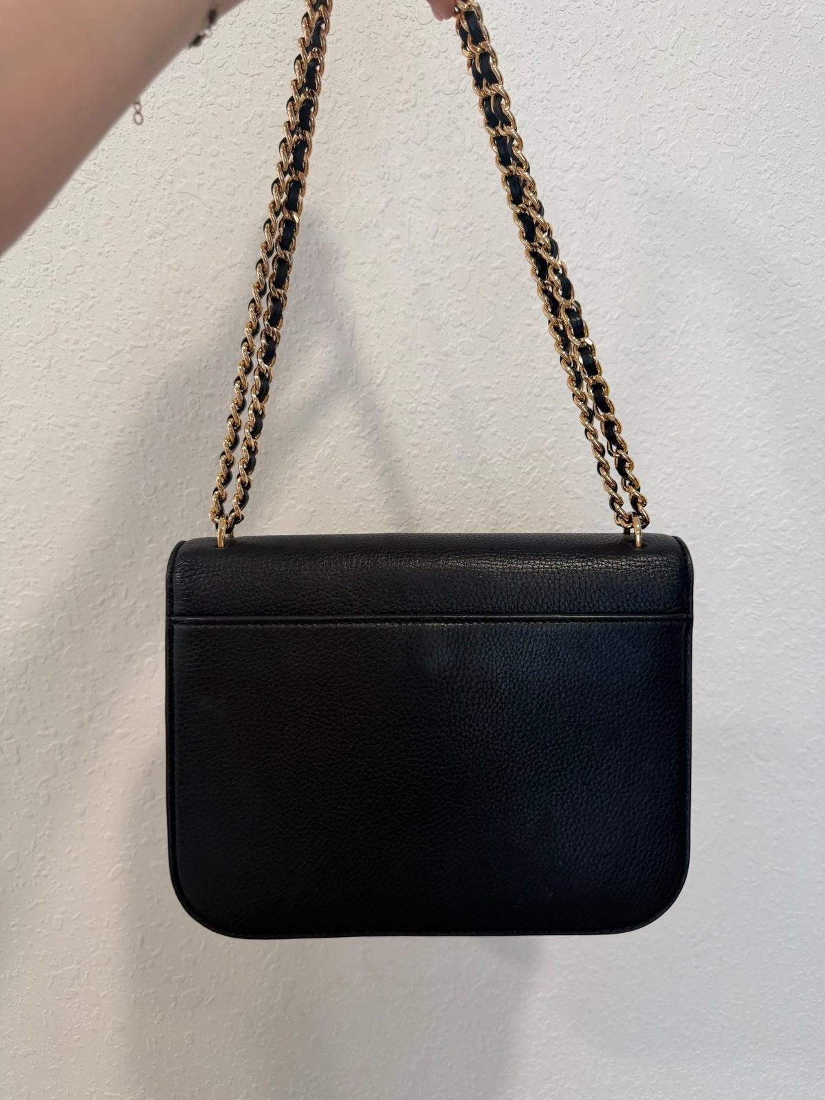 Tory Burch Black Pebbled Flap Shoulder Bag Small Gold-Tone Logo Chain Strap