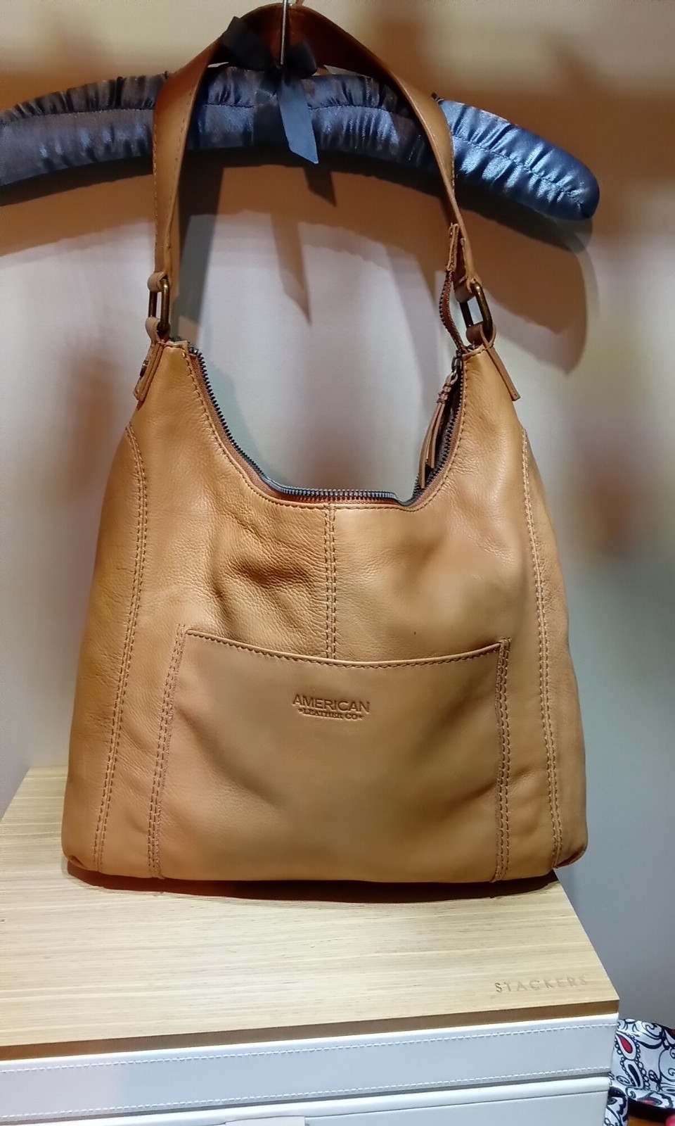 American Leather Co Blake Hobo Cafe Latte Smooth