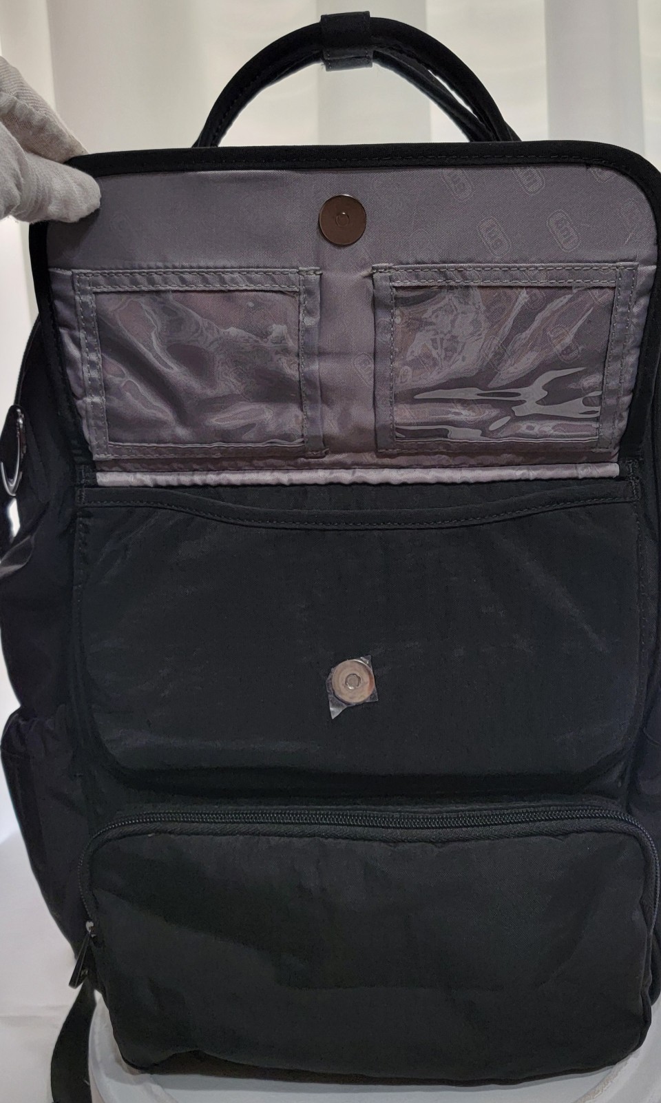 LUG VIA 3 En 1 Convertible Backpack Travel Tote Nylon Black .