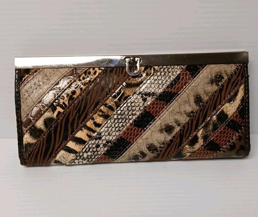 Clutch Wallet Faux~Snake Metallic Silver