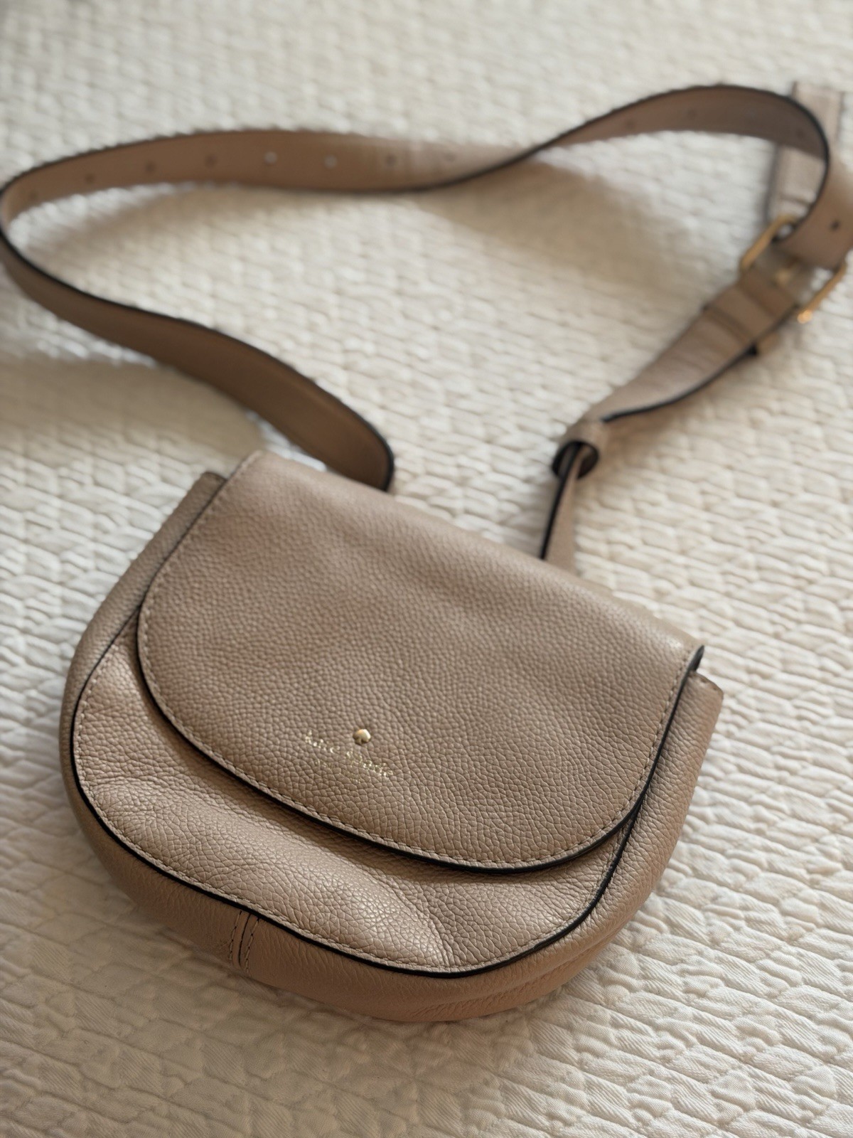 Kate Spade Adjustable Fanny Pack (Pebbled Leather, Stone/Light Beige)
