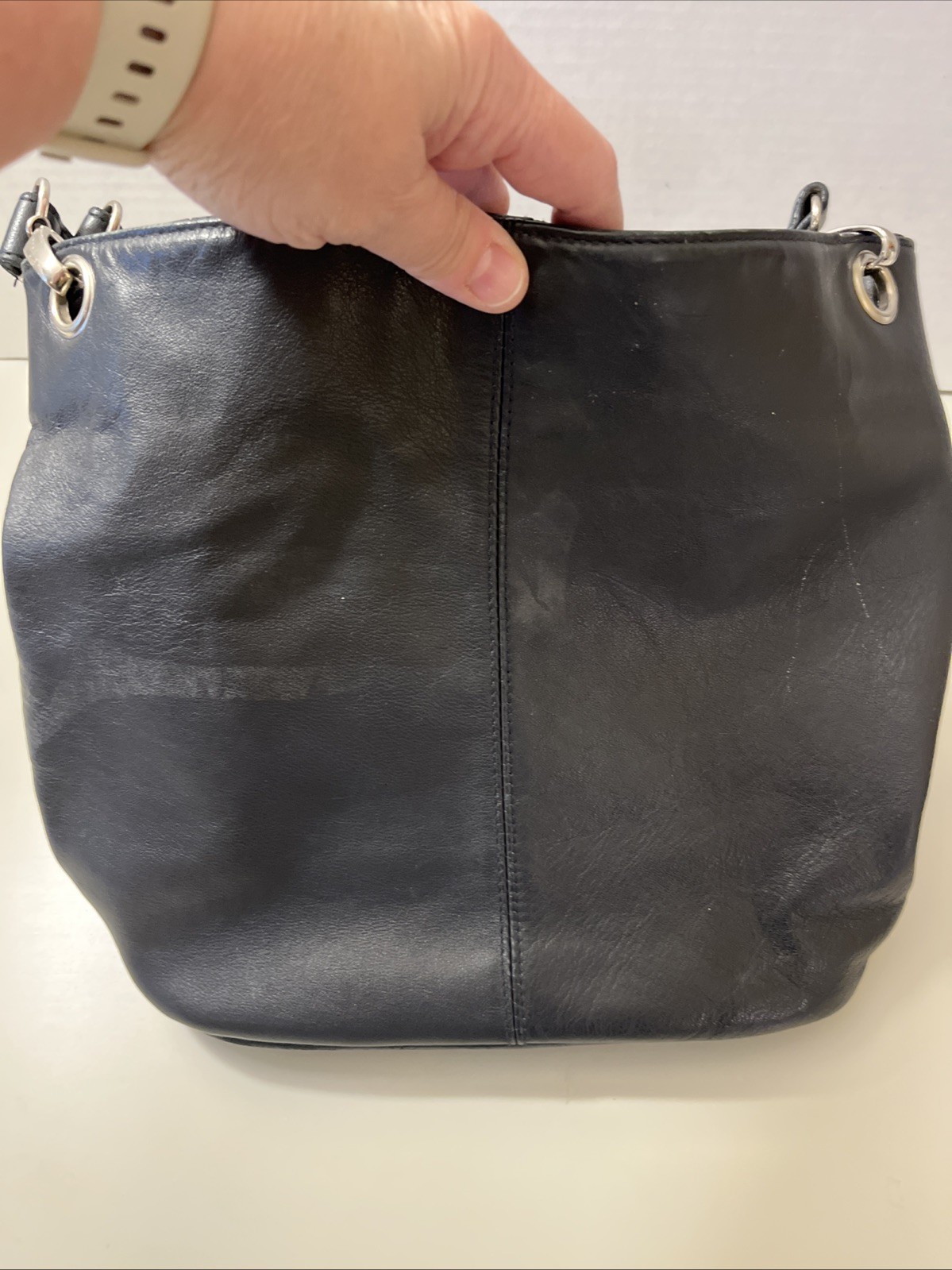 Worthington Black Leather Purse Handbag Silver Hardware Magnetic Close
