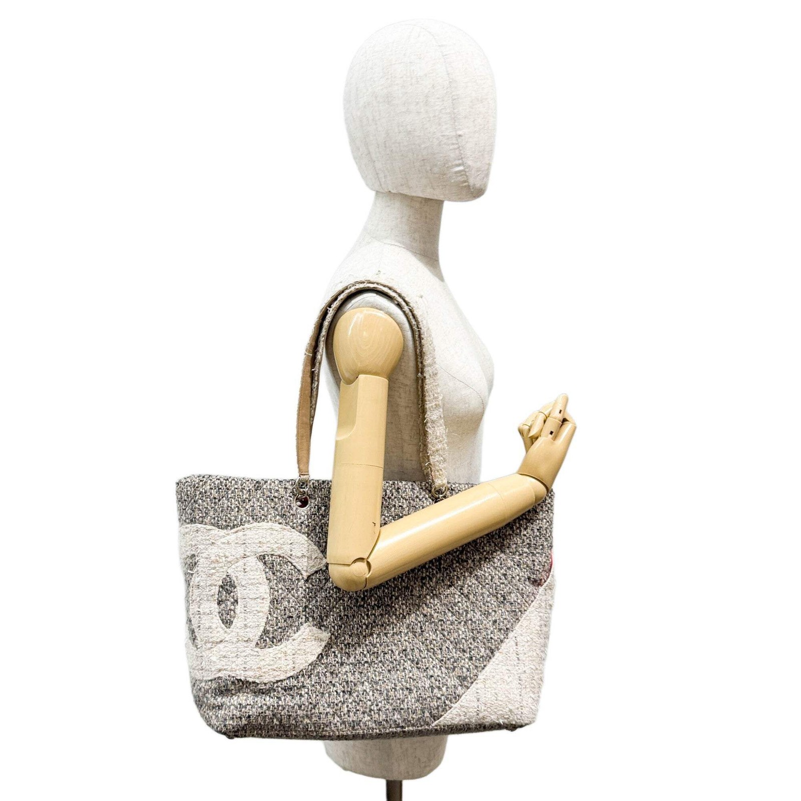 CHANEL Cambon 2004-2005 Matelasse Gray Tweed Shoulder Tote Bag