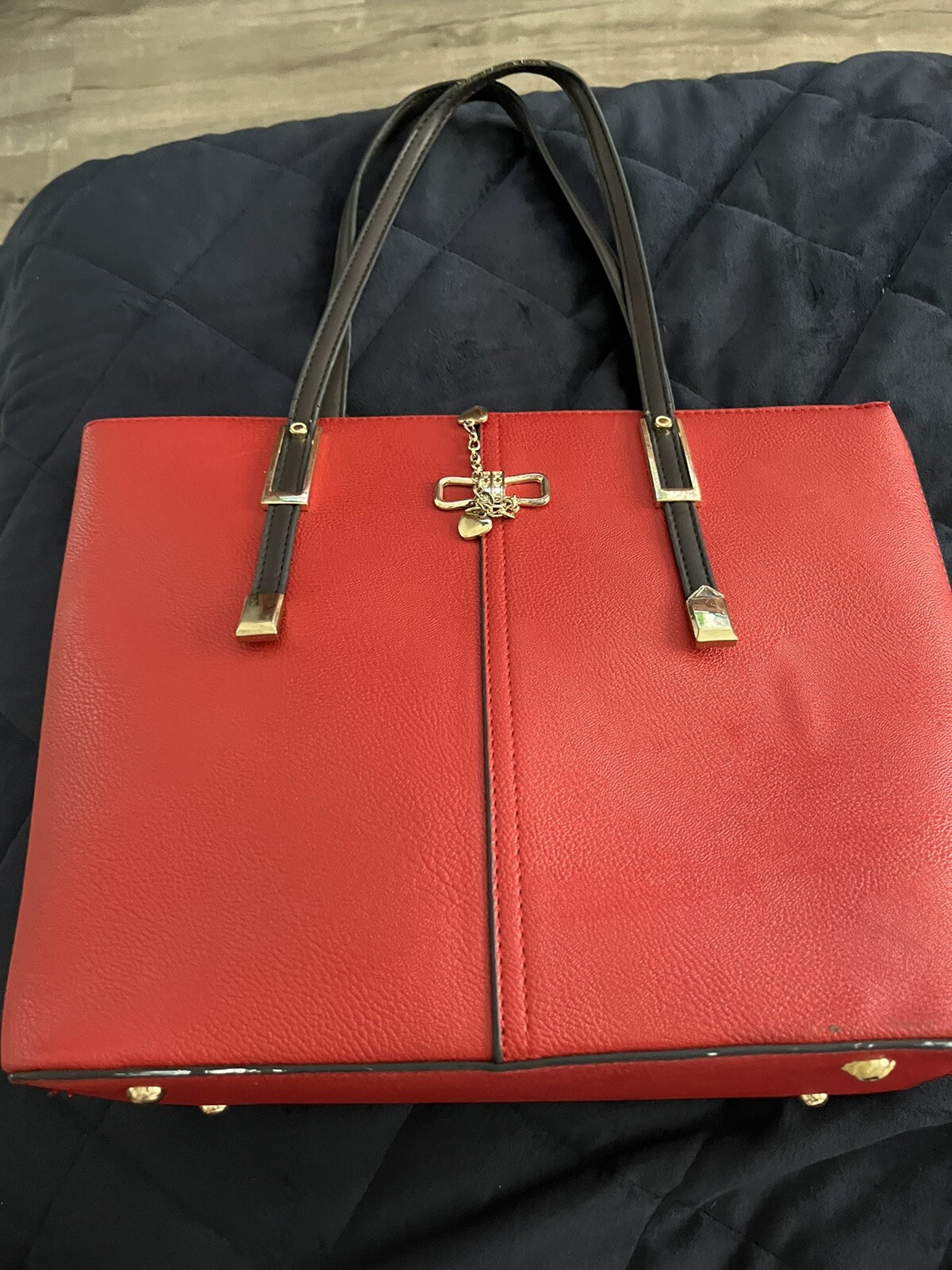 PortoVino Wine Tote Red Fashionable Wine Purse Hidden Insulated Without Tags