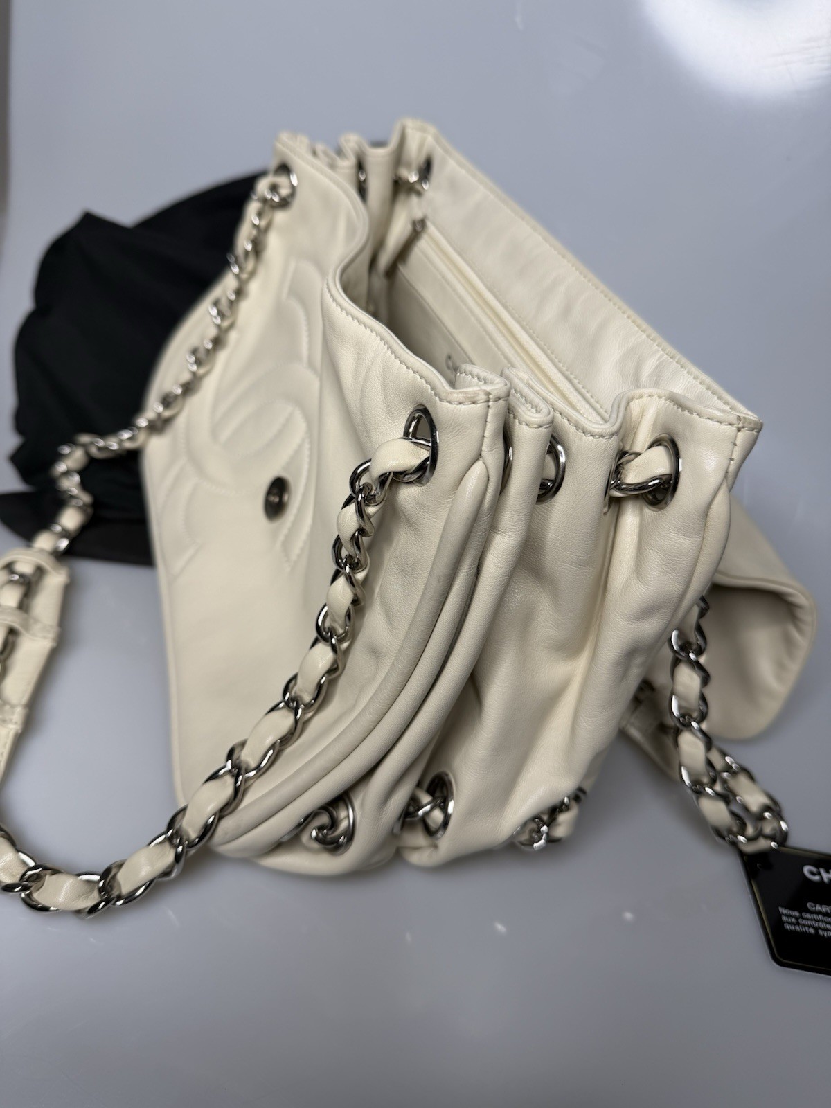 Authentic CHANEL Beige Ivory Leather, Chain Trim Flap Shoulder Bag