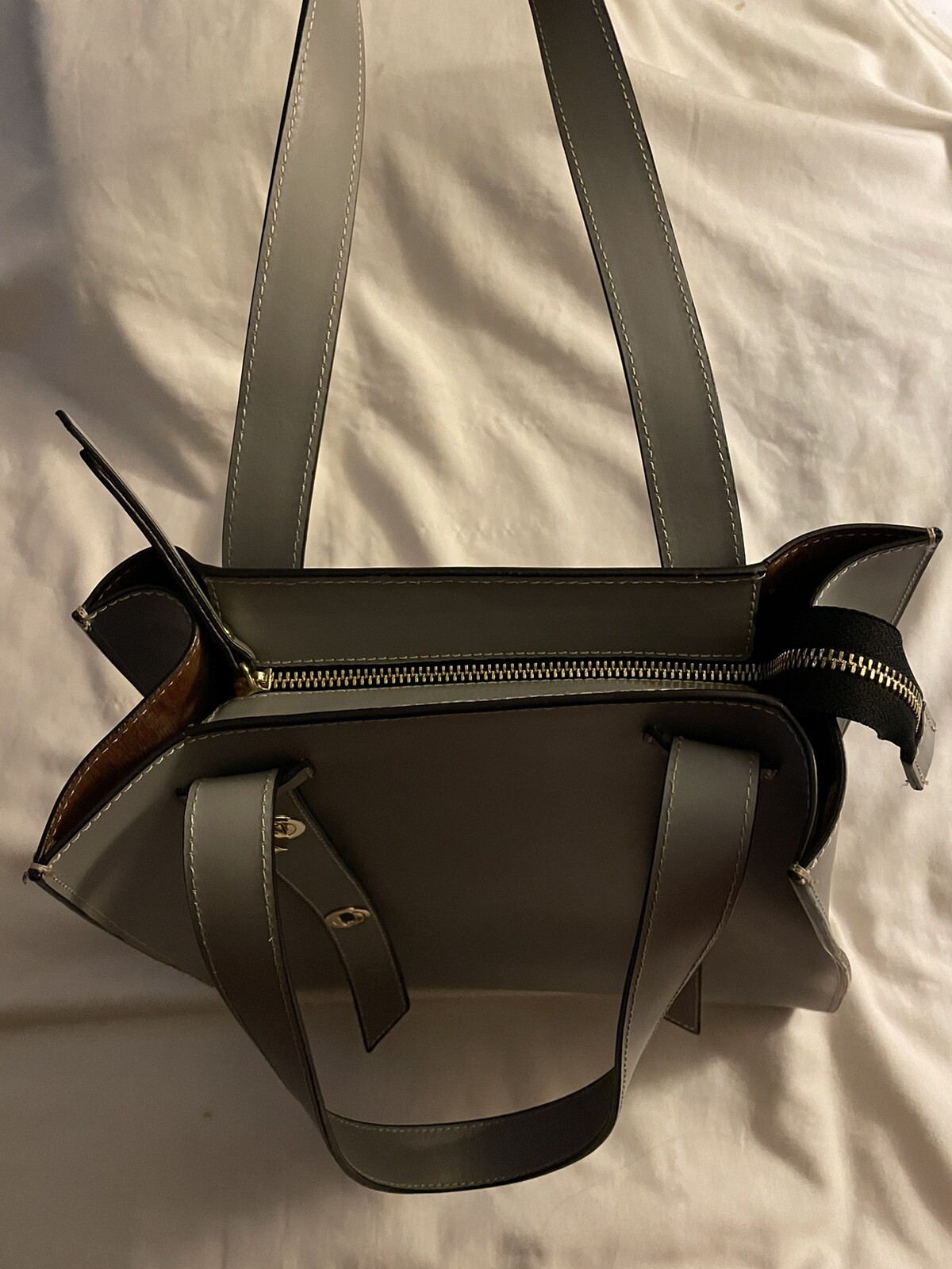 NWOT A Bellucci Large Gray Leather Tote Made in Italy