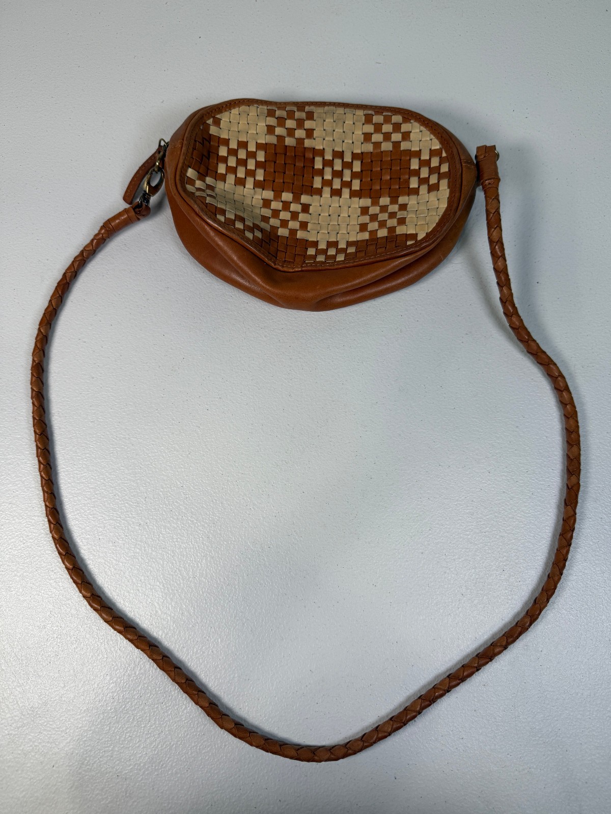 Bembien Vintage Check Ovale Crossbody Bag – Brown Woven Leather