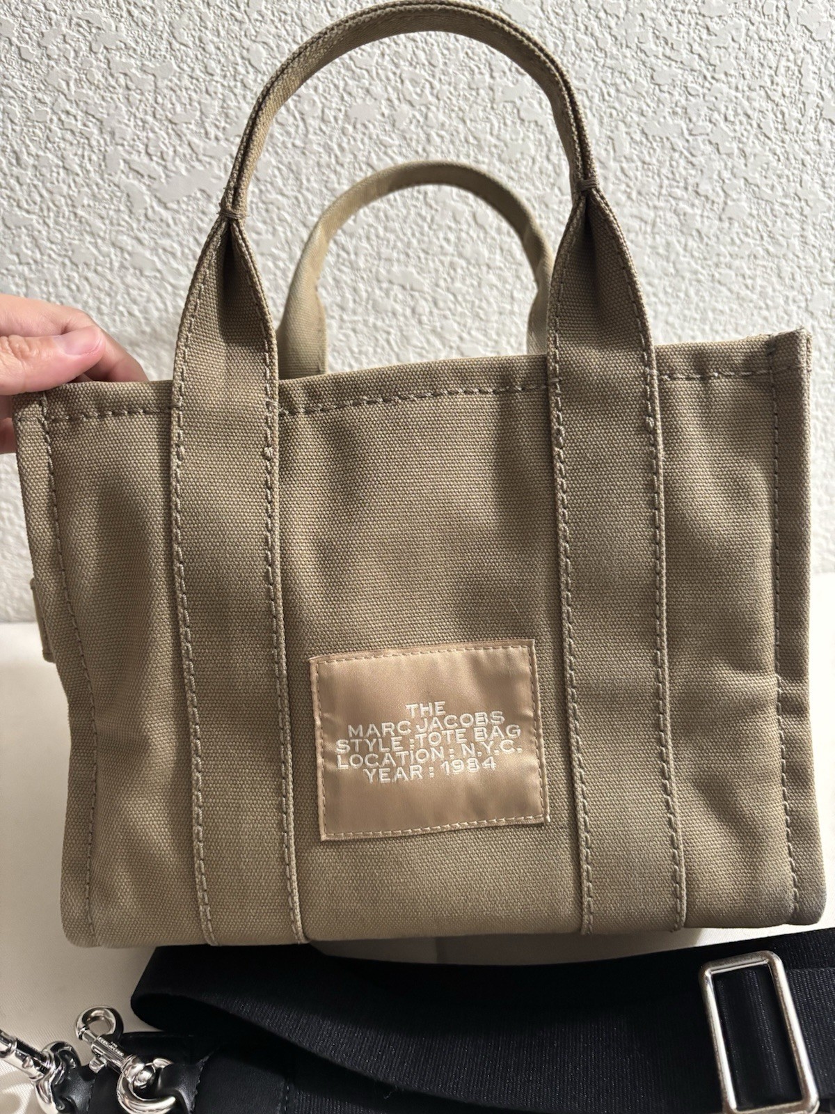Marc Jacobs The Tote Bag Small Beige Zip Satchel Top Handle Detachable Strap