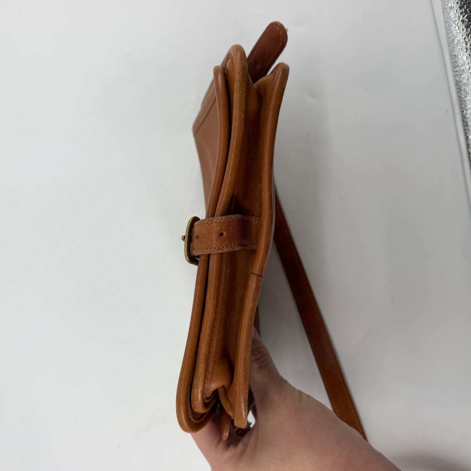 Vintage Coach Saddle Pouch British Tan Leather NYC Crossbody Bag