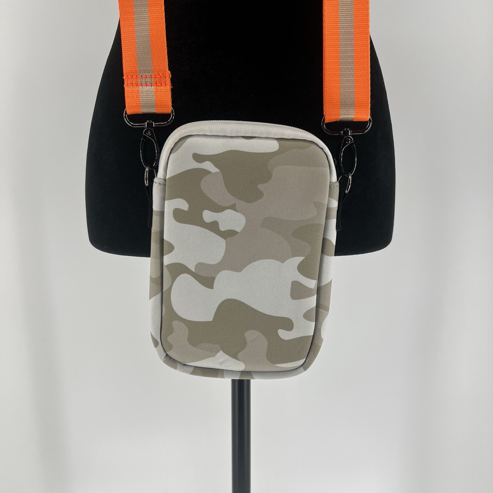 Haute Shore Casey Playa cellphone bag, beige camouflage (109-2)