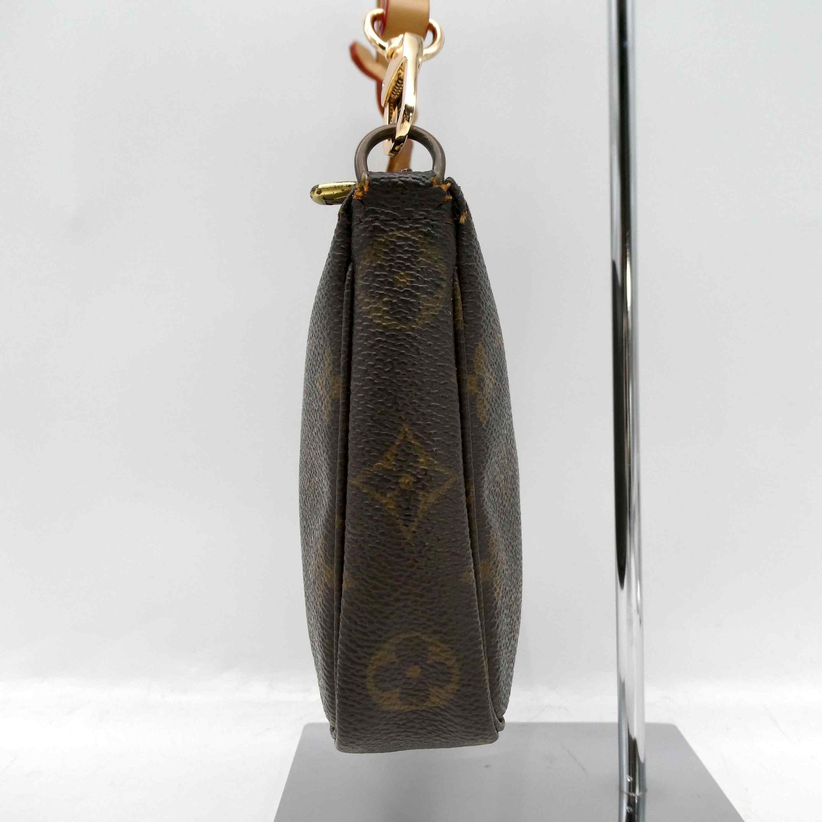 Louis Vuitton Pochette Accessoires Hand Bag PVC Leather M51980 Monogram 1047