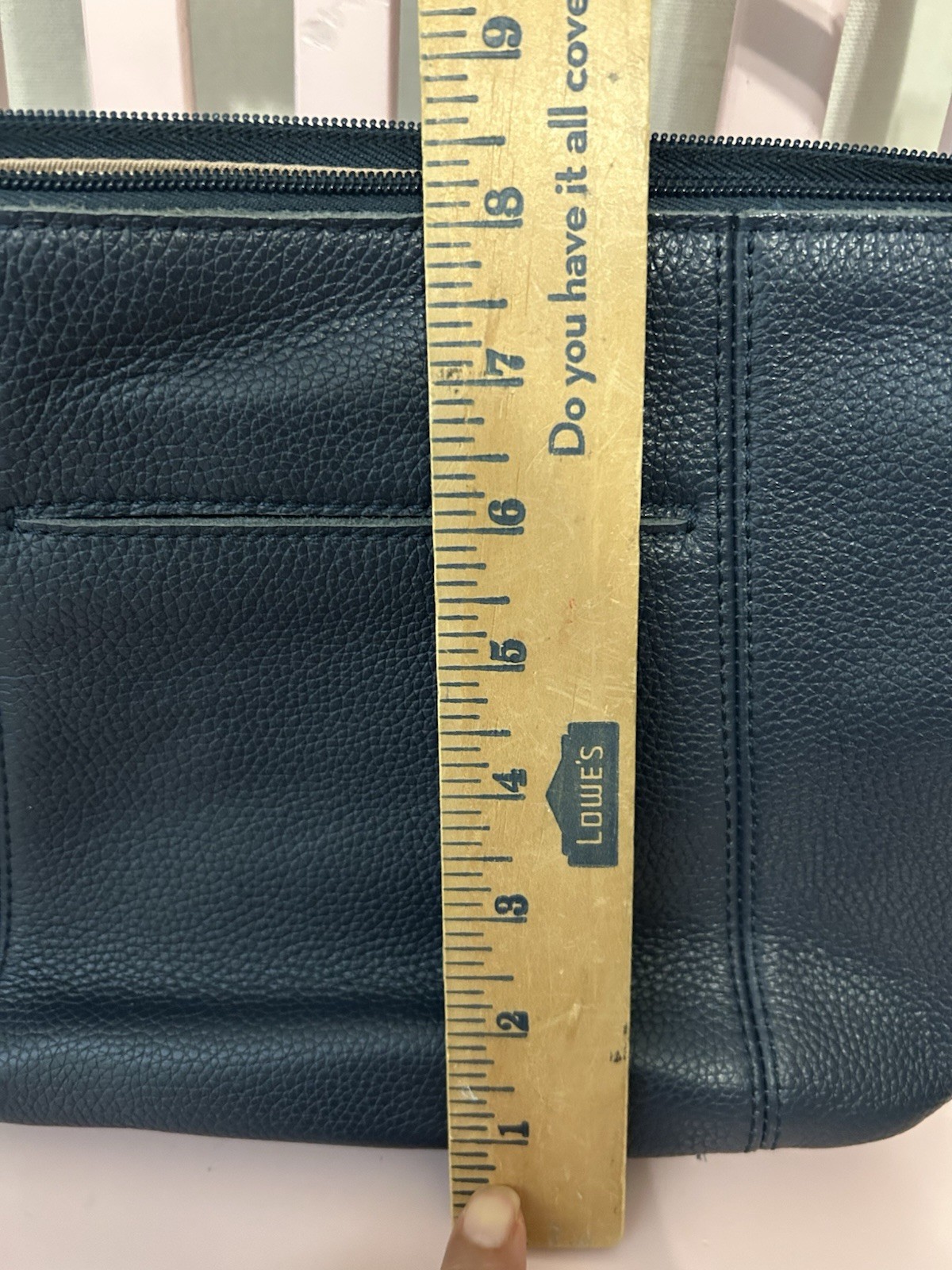The sak navy blue Pebbled leather Hardware Zip, Inner/Outer Pockets shoulder bag