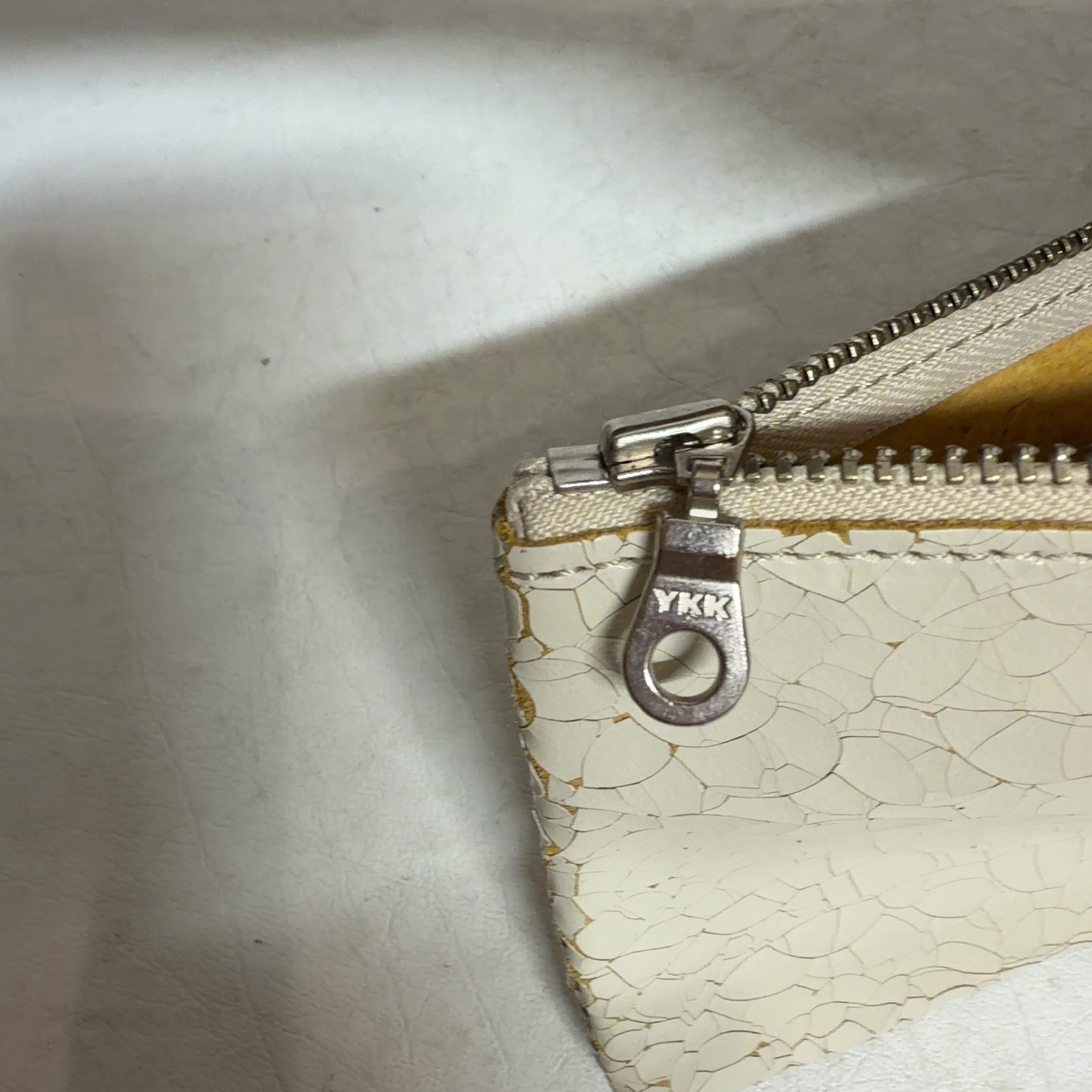 TRACEY TANNER Cream Cracked Leather Zippered Pouch Clutch Small 7.25″