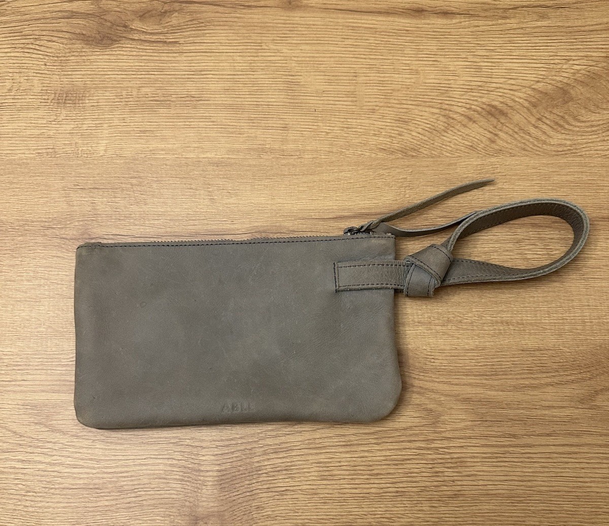 ABLE Rachel Wristlet Leather Knot Grey Bag Zipper Women’s Pink