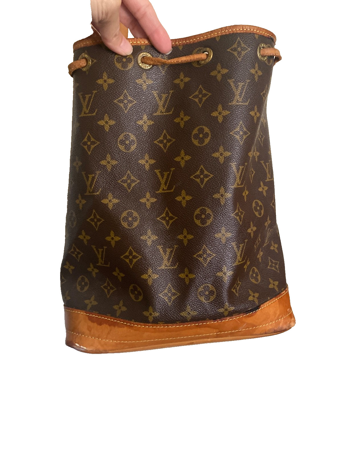 Authentic Louis Vuitton Noé Shoulder Bag Brown Canvas