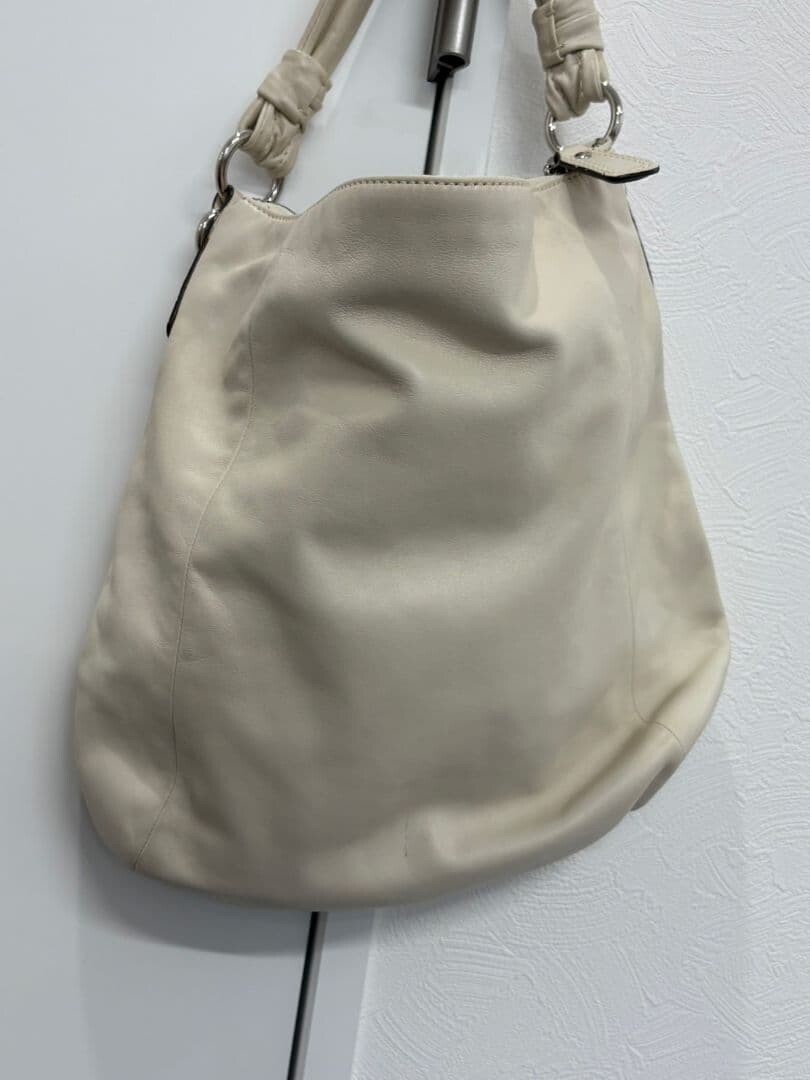 Coach White Shoulder Bag Silver Logo Hardware Zip Belt 30cm Womens 11.8in 80