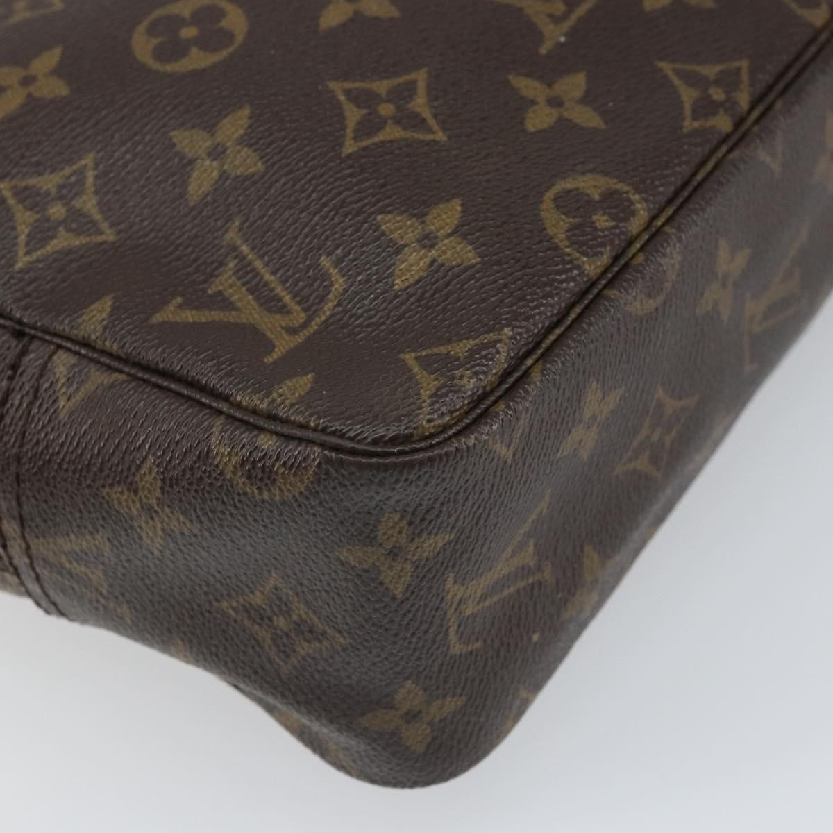 LOUIS VUITTON Monogram Trousse Toilette 28 Clutch Bag M47522 LV Auth 168157