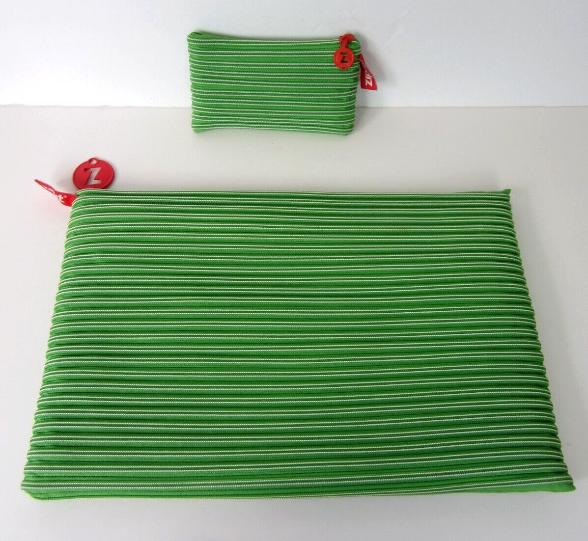 Zipit Brand 1 Small Case 1 Large Case “2” Bags Green Eco Friendly Zip Up
