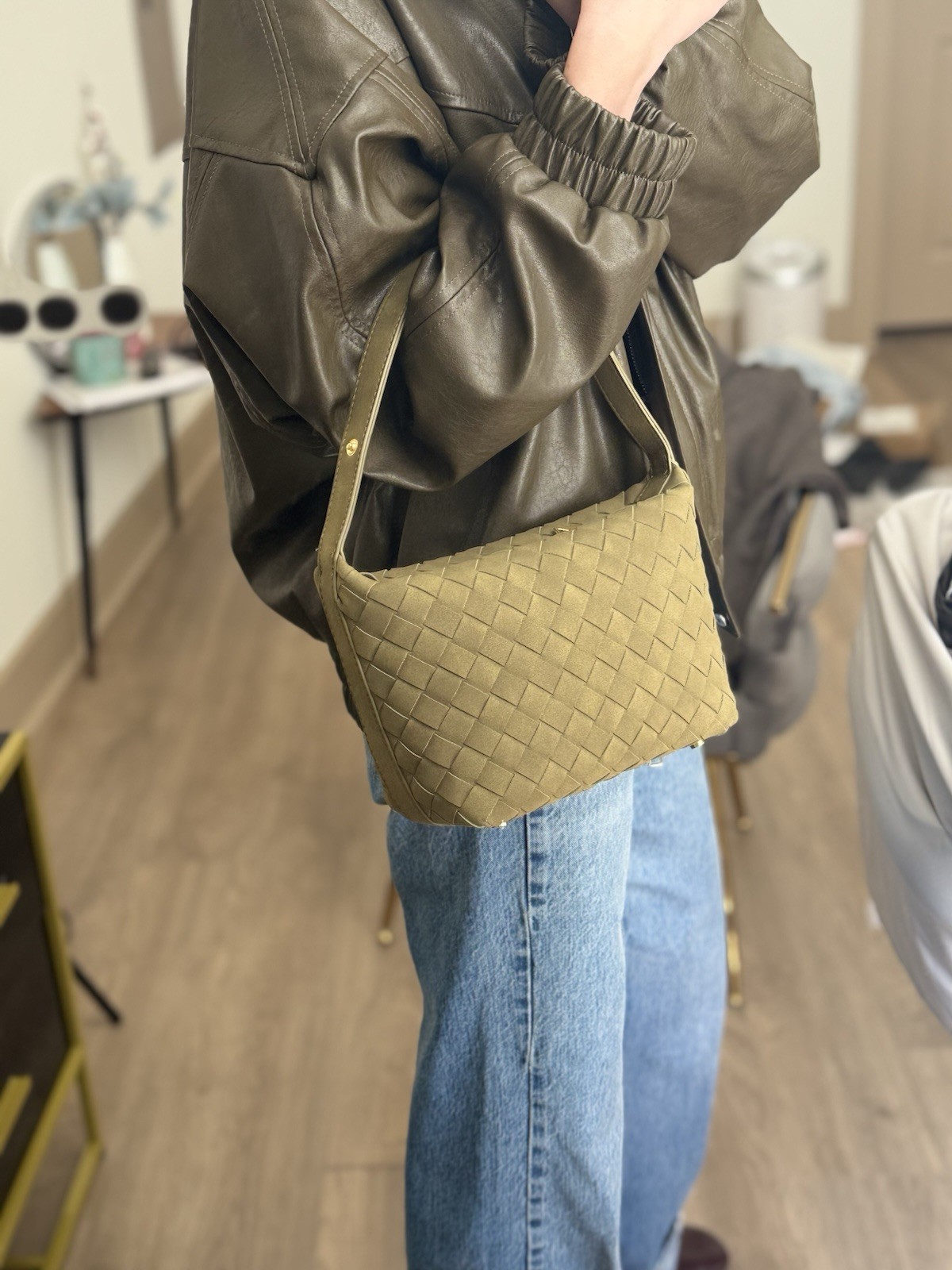 Hand-woven design high-end new bag matte shoulder bag solid color crossbody