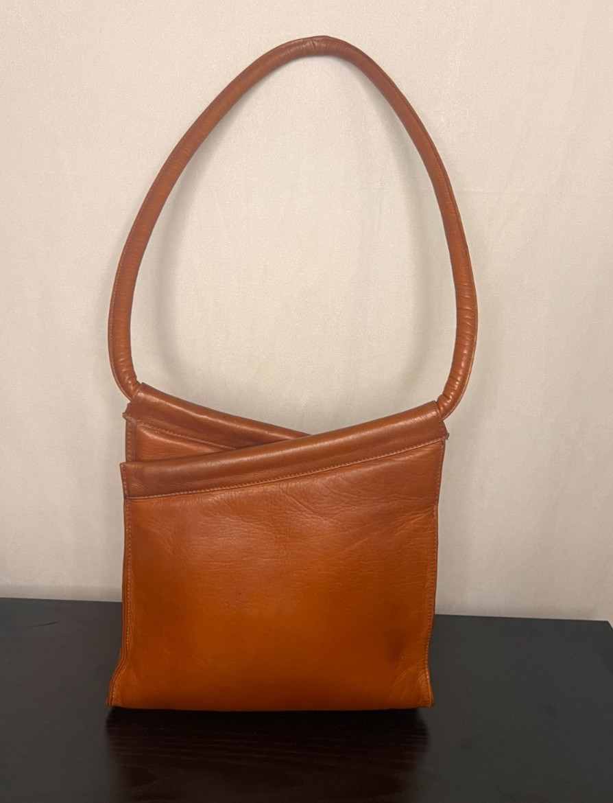 Vintage FRYE Cognac Brown Leather Crossbody asymetrical shoulder Bag