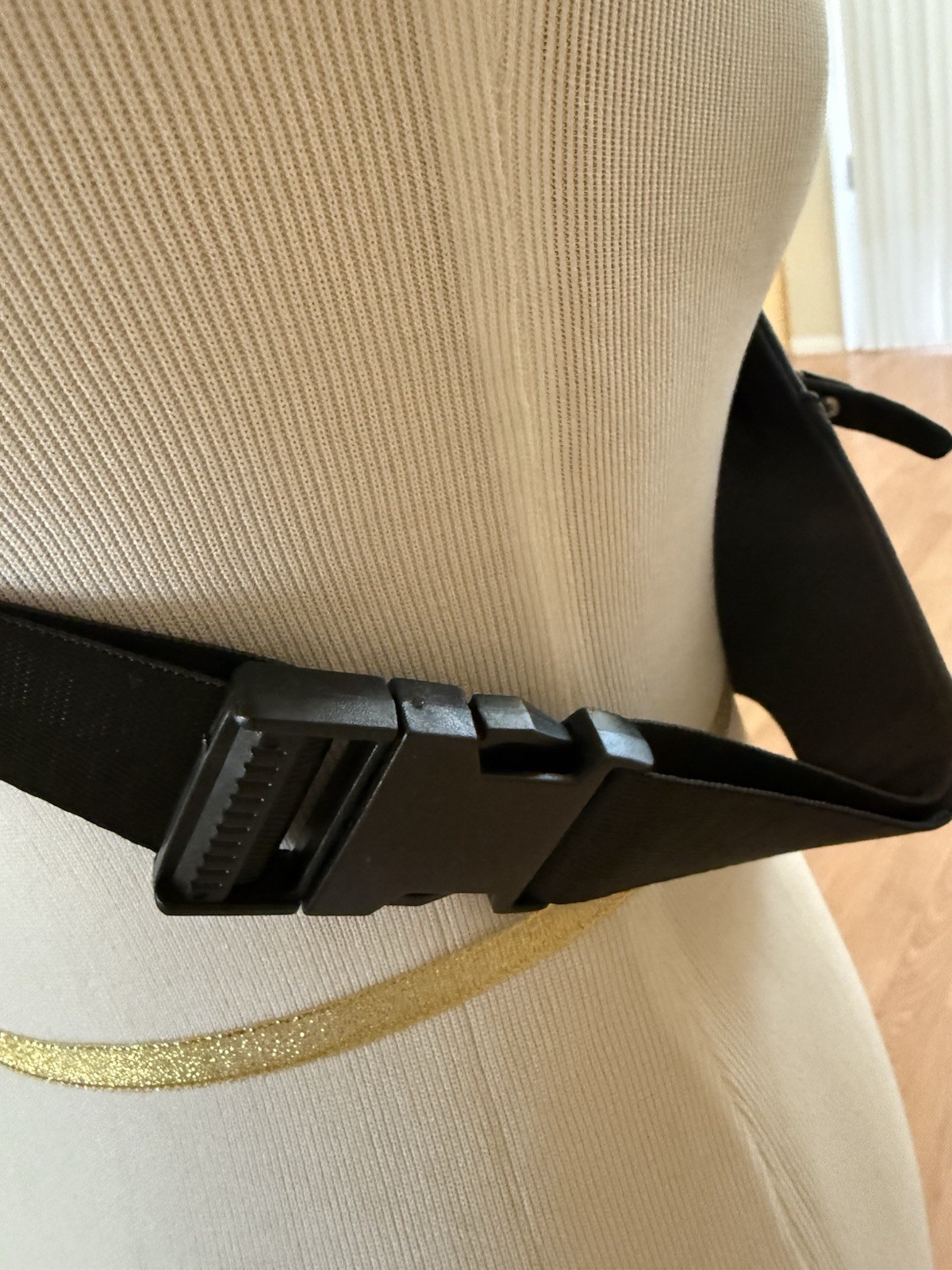 NWT COW-HIDE LEATHER Fanny pack Money Belt For Travel RED