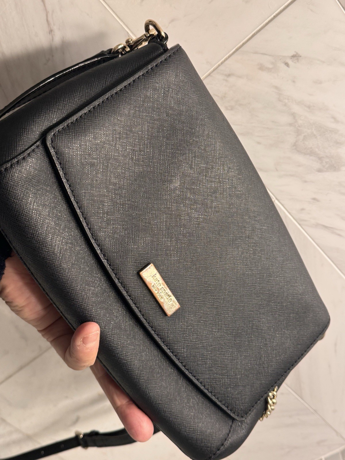 Kate Spade NY Laurel Two-Way Crossbody Shoulder Handbag 14”x6”x1” Saffiano