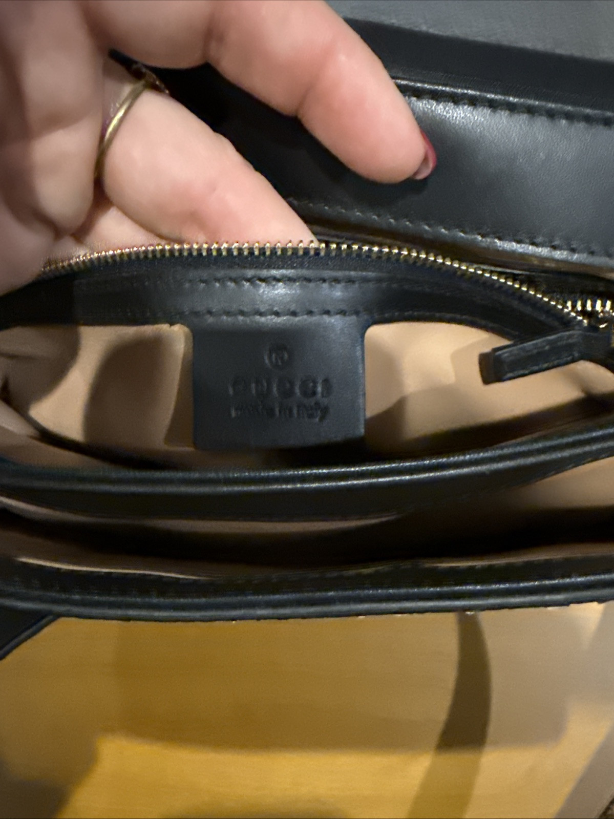 GUCCI Arli Shoulder Bag Embossed Python -Medium —Excellent Condition!