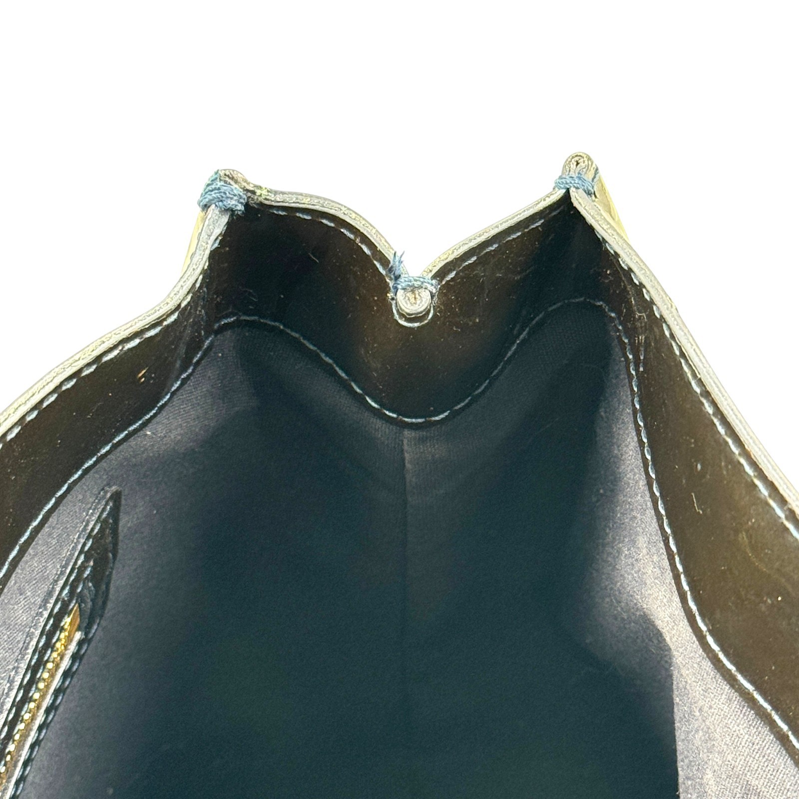 LOUIS VUITTON Wilshire PM Monogram Vernis Patent Black Handbag M93641