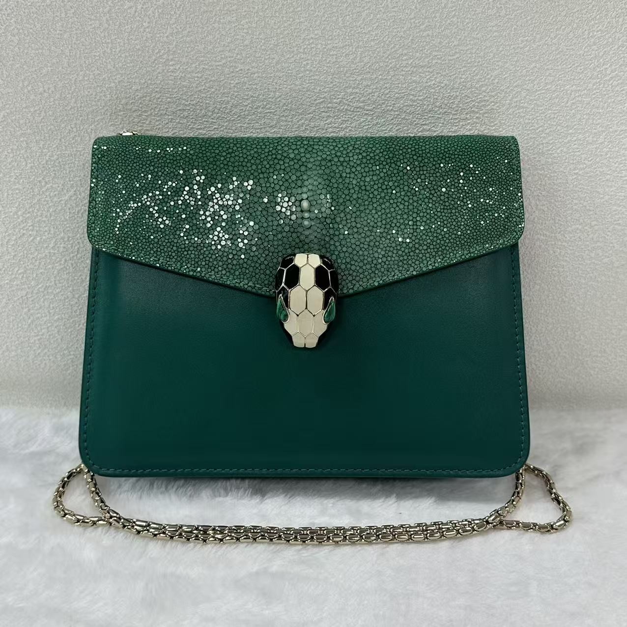 Auth Bvlgari Serpenti Green Calfskin Chain Crossbody bag with Dust bag/