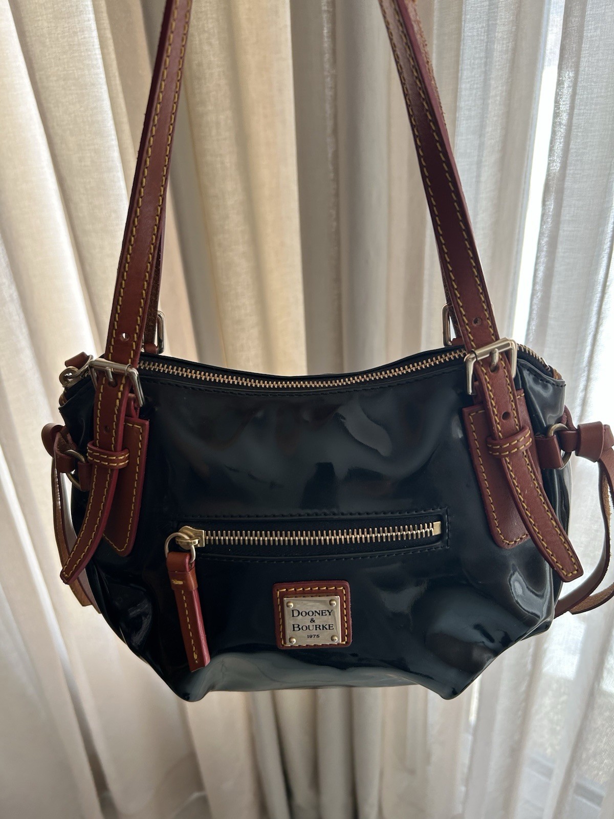 Dooney & Bourke Leather Satchel Purse Womens Small Nina Black Brown 90’s Short